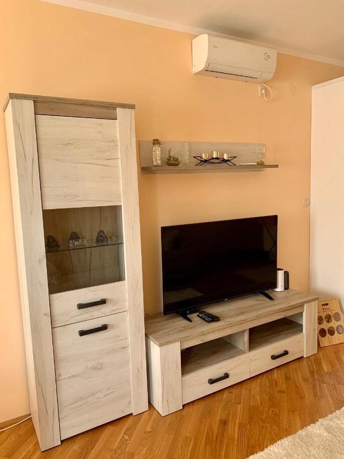 Lastochka.Mne Apartments Baošići Dış mekan fotoğraf