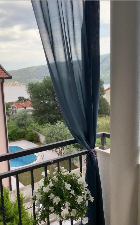 Lastochka.Mne Apartments Baošići Dış mekan fotoğraf